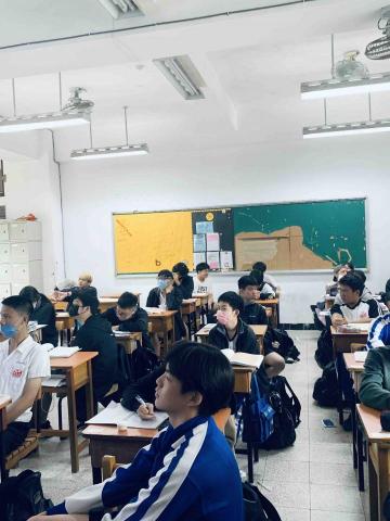 余梓寧 - 安康高中招生