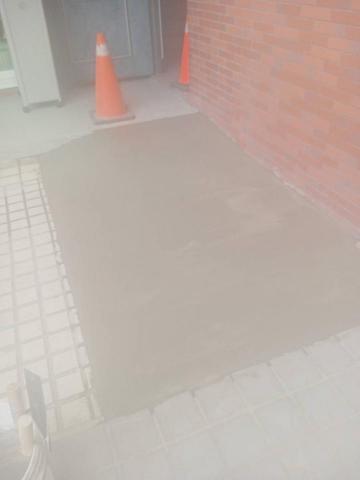 楊玉華 - 新增坡道