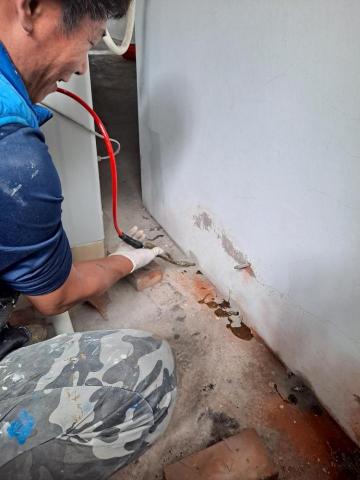 祥輝油漆防水工程行 - 民宅抓漏高壓灌注