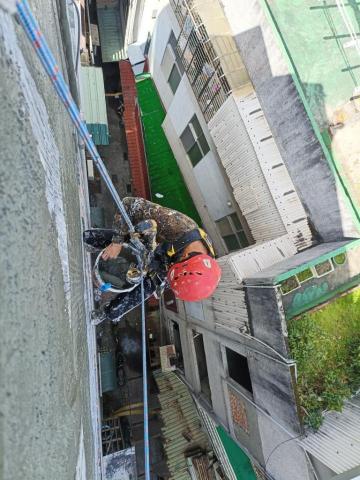 億旺防水抓漏工程行 - 外牆施作房水 億旺防水抓漏工程行 - 外牆施作房水