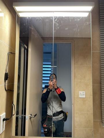 黃文 - 衛浴鏡櫃燈（完工）