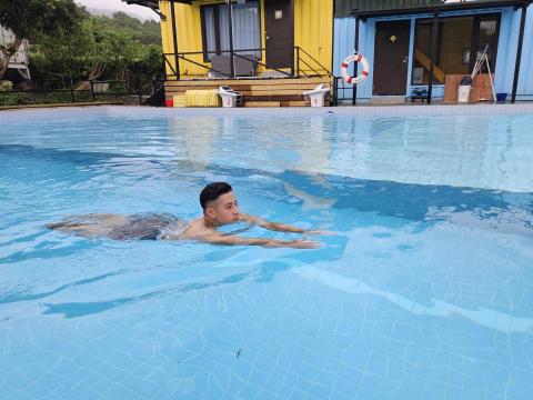 RT Swim 台北小鯨鯊游泳學院 - 游泳要有自信,才能游的像一條魚! RT Swim 台北小鯨鯊游泳學院 - 游泳要有自信,才能游的像一條魚!