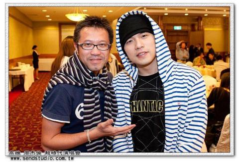 憲樂錄音室 - 周杰倫 合影
