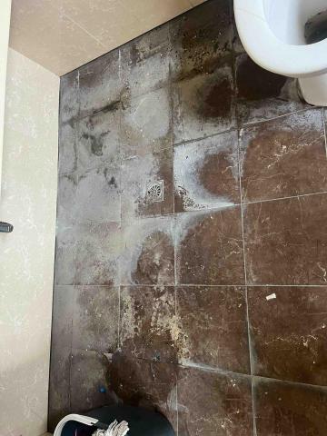 明清潔公司 - 成年水溝前