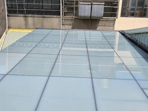 泉通鋼鐵工業社 - 苑裡玻璃屋