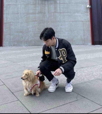 劉律呈 - 劉律呈