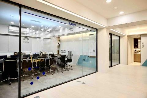 以修空間設計 - 桃園辦公室設計-玻璃隔間 以修空間設計 - 桃園辦公室設計-玻璃隔間