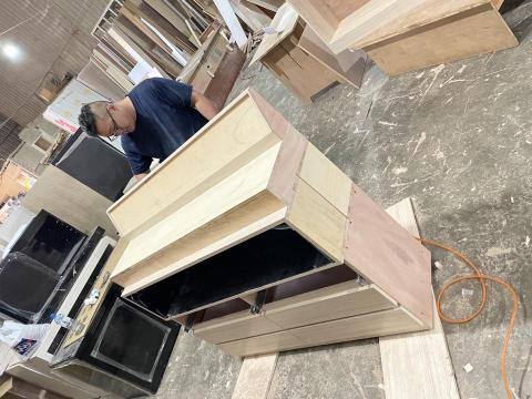 Henry Liu - 百貨專櫃