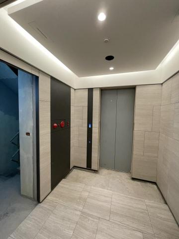 Henry Liu - 公設梯廳