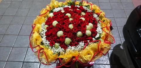 蔡國隆 - 送99朵玫瑰花