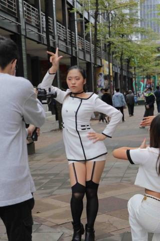 詹薏嘉（舞蹈老師） - 