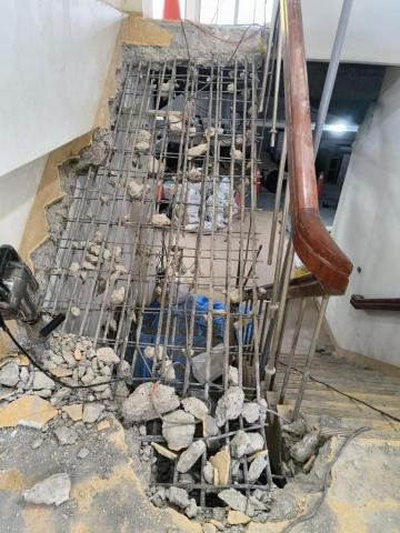 品瀚拆除工程 - 新竹科學園區廠房斷樓梯