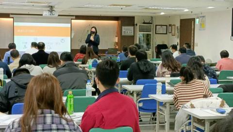 Anita Chen 教練|JOY TO KNOW 就去學 -  Anita Chen 教練|JOY TO KNOW 就去學 -