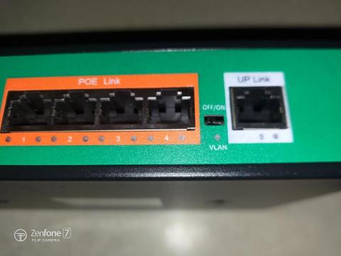 黑貓一隻喵喵 - 