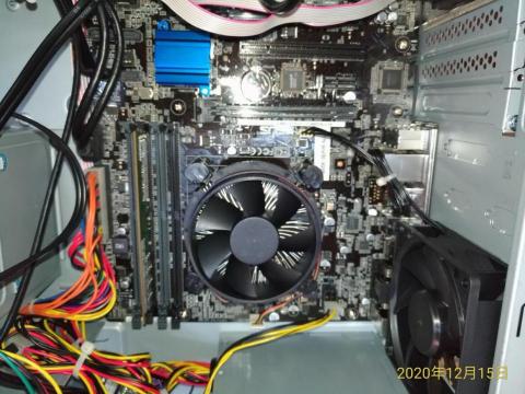 黑貓一隻喵喵 - 