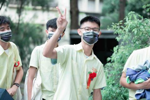 提供高中化學服務的專家高晟崴