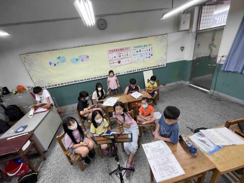 起點工作室 - 烏克麗麗國小社團教學