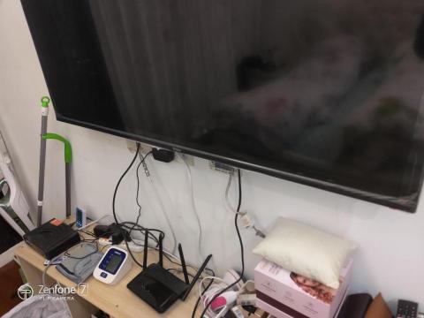 黑貓一隻喵喵 - 