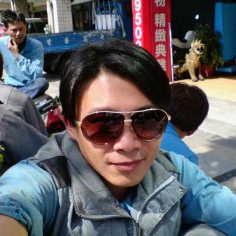 提供廚房用具介紹服務的專家Fox Vicky