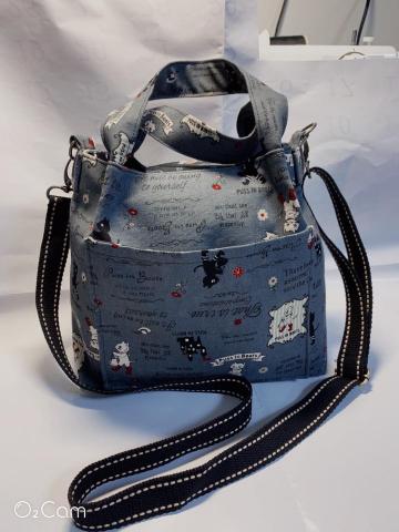 陳小姐 - 側背包