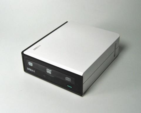 Jeff Huang 黃先生 - 