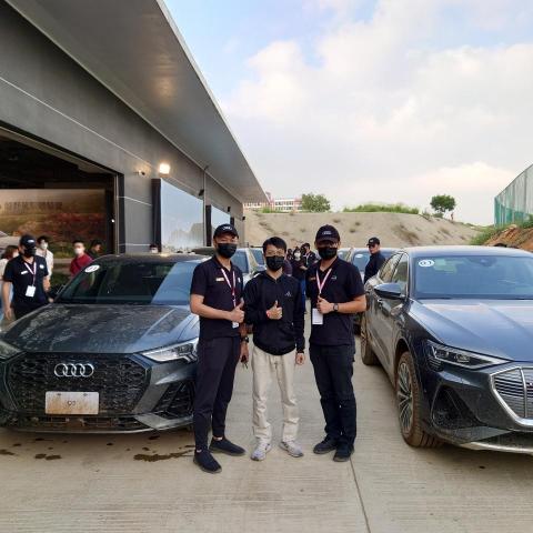 提供oppoa57配件服務的專家林孟憲