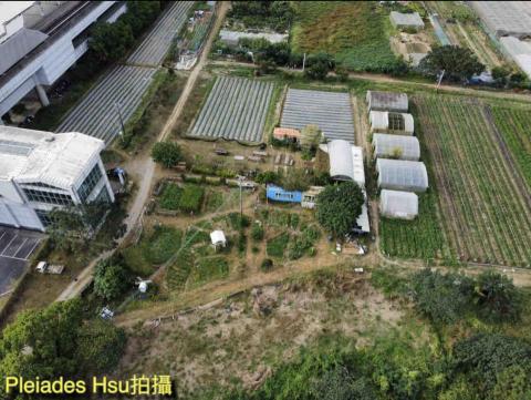 許歆仁 - 2022年11月26日協助拍攝並提供高雄市橋頭區昱禾樂生態有機農場之空拍影像
