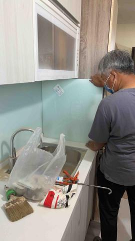 七七個人油漆工程行 - 玻璃 鏡面安裝相關工程