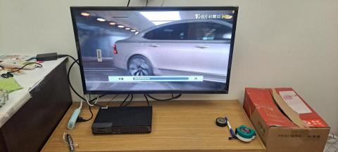 呂建沐 - 32吋固定壁掛 呂建沐 - 32吋固定壁掛