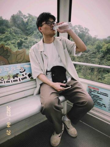 提供仁武地政服務的專家黃澤緯