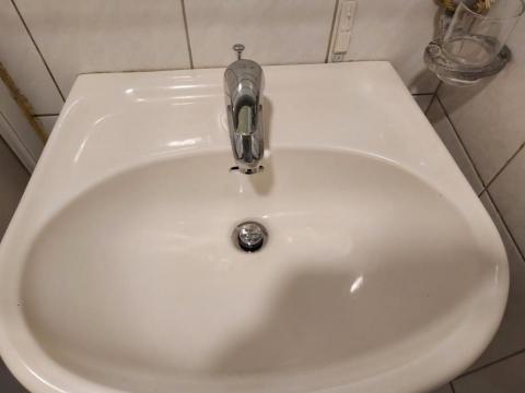 吳師傅 - 水籠頭換新