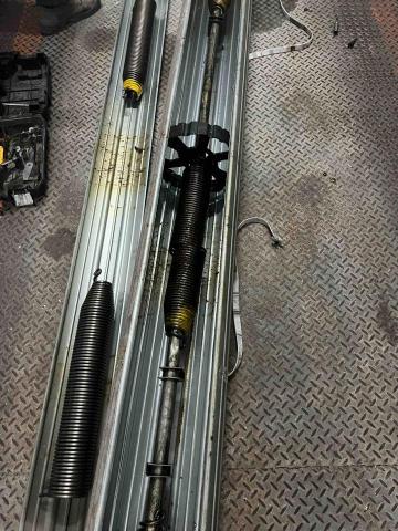 宏勝快速捲門工作室 - 快速捲門彈簧更換