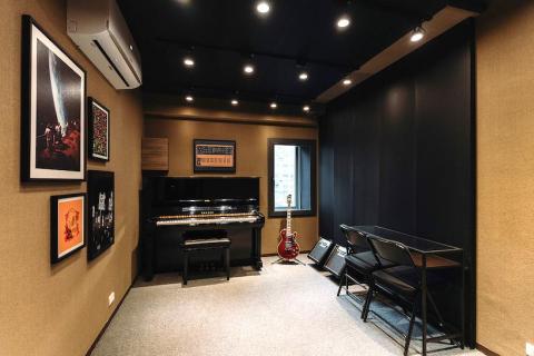 這球歌唱專門學院 - 