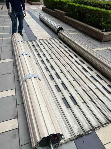 宏勝快速捲門工作室 - 車道快速捲門（捲軸更換）