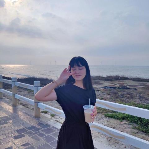 吳佩臻 吳佩臻