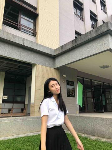 提供仁武地政服務的專家楊采昕