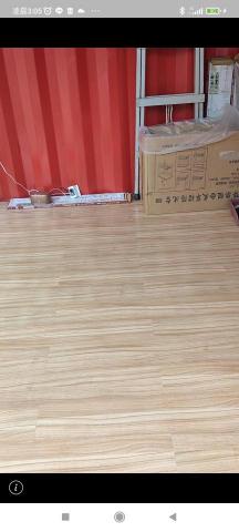 CJ工作室 - 貨櫃攤位地板改造