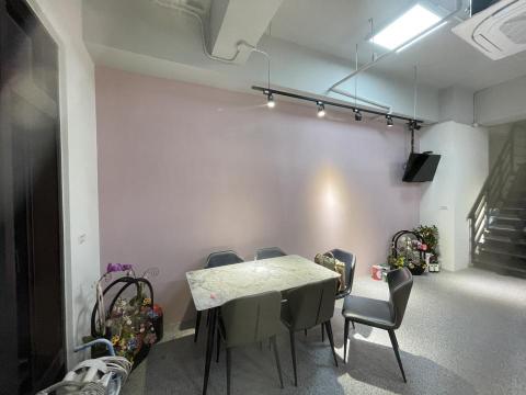 阿豪 - 店面 主題牆 跳色 