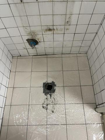 萬達水電工程 - 馬桶拆裝