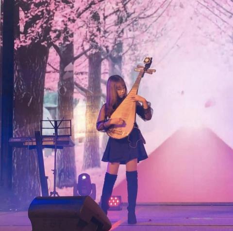 潤潁🎵│琵琶教學│商業演出｜駐唱婚禮｜ - 康是美尾牙演出