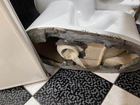 萬達水電工程 - 通馬桶&馬桶拆裝