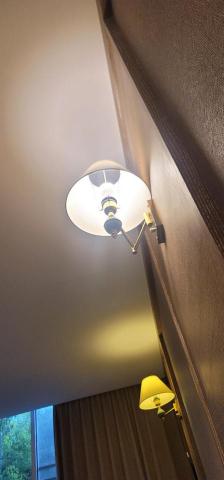 黃天 - 燈具安裝