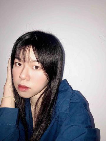 提供刻印字體服務的專家溫家誼