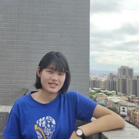 提供諮商dcard服務的專家洪紫揖