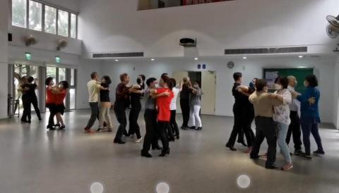 陳逸欣舞蹈教室 - 新勢團班-週三早上10-12點