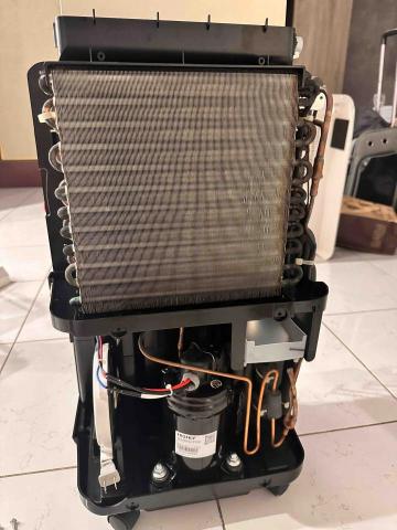 瑋恩水電 - 日立除濕機清洗 瑋恩水電 - 日立除濕機清洗