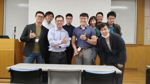 周老師 - 東京哲學學術研討會:) 周老師 - 東京哲學學術研討會:)