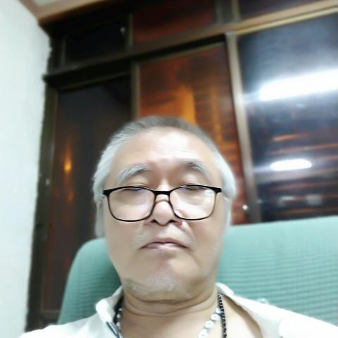 提供冷凍宅配服務的專家陳廣生