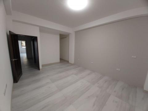 育樂工程行 - 室內地磚