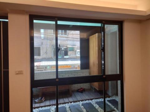 星創藝家飾小安 - 